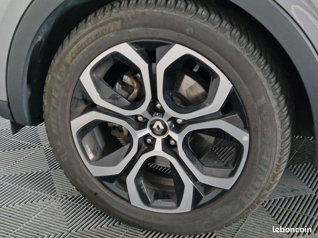 Renault Arkana E-Tech hybride 145 - 22 Techno (image 6)