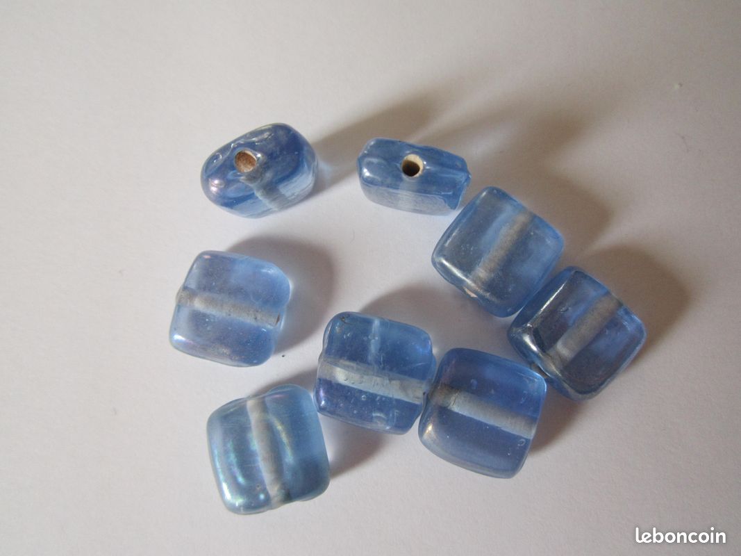 Lot De 600 Perles Anciennes En Verre Bleu 7x5 Mm – Fond De Stock Vintage, Idéal Création DIY
