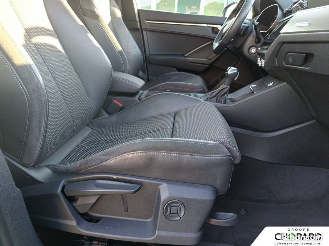 AUDI Q3 Sportback 45 TFSIe 245 ch S tronic 6 S line (image 20)