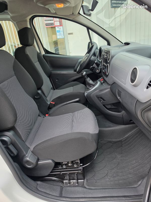 Citroën Berlingo Cabine Approfondie 5 places 1.6 Hdi 100 ch 31000 km année 02/2018 (image 6)