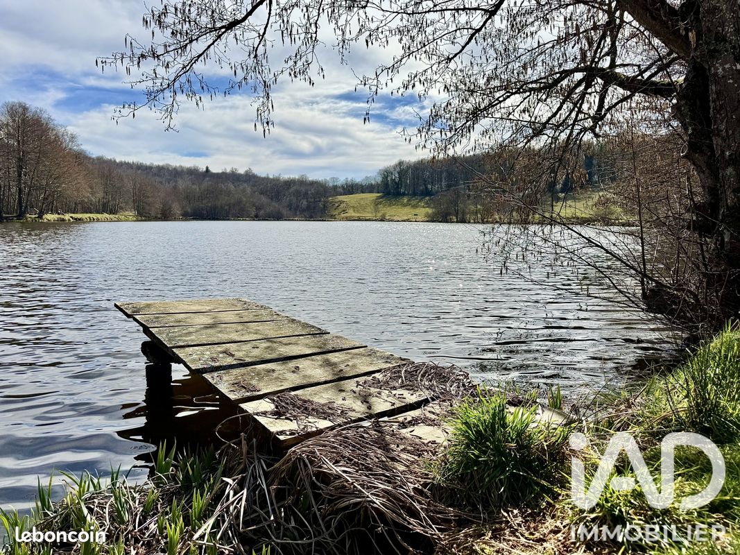 Maison 8 pièces 169 m² · à Château-Chervix · 169 m² · 440 000 €