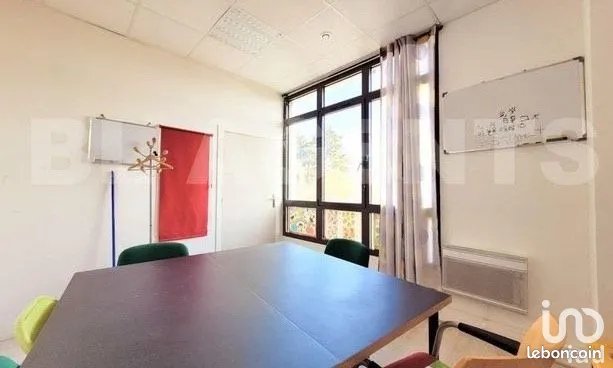 Annonce location Bureau bailly-romainvilliers