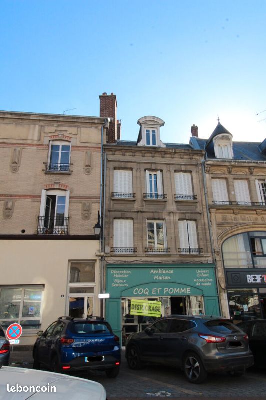 Immeuble 7 pièces · à Noyon · 312 700 €