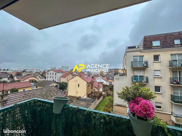 https://img.leboncoin.fr/api/v1/lbcpb1/images/be/cd/31/becd313bd66563011a7643ff1a8361ca3b92b3bd.jpg?rule=ad-image