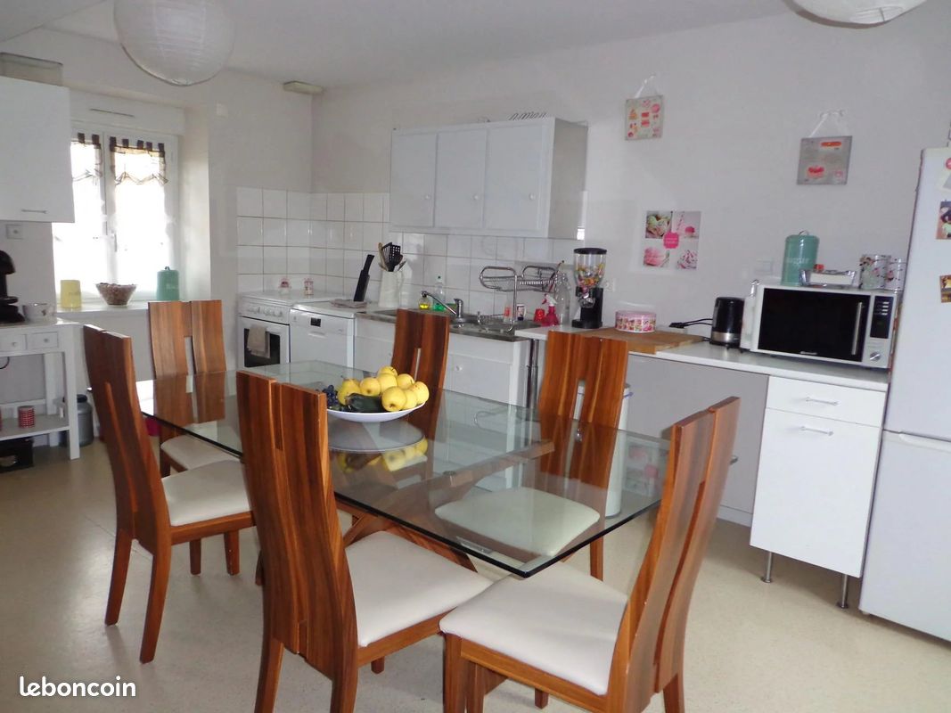 Appartement 3 pièces 67 m² · à Montceaux · 67 m² · 615 €/mois