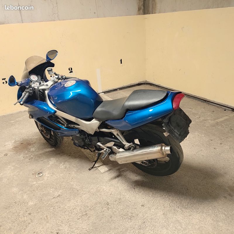 Honda 1000 VTR firestorm (image 2)
