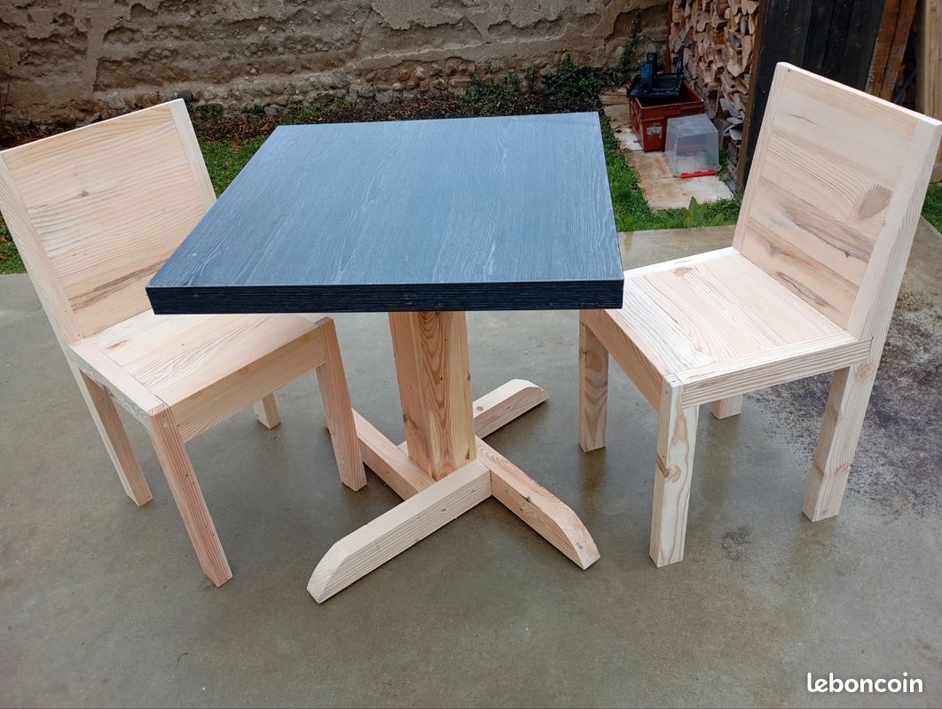 Table + chaises de jardin ou balcon (image 4)