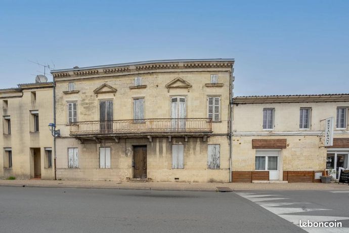 Maison 8 pièces 200 m²