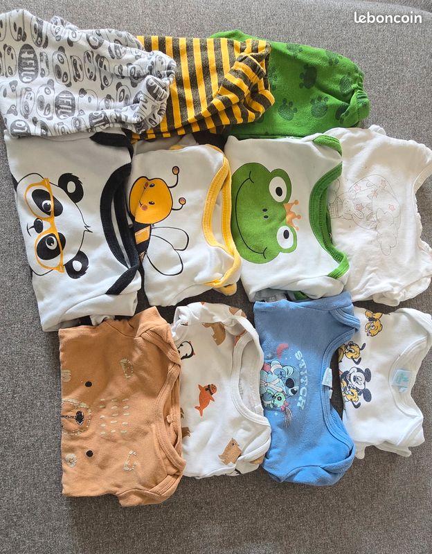 Lots bodies bébé 3-6 mois (image 1)