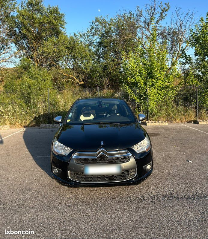 Citroën DS4 sport chic (image 1)