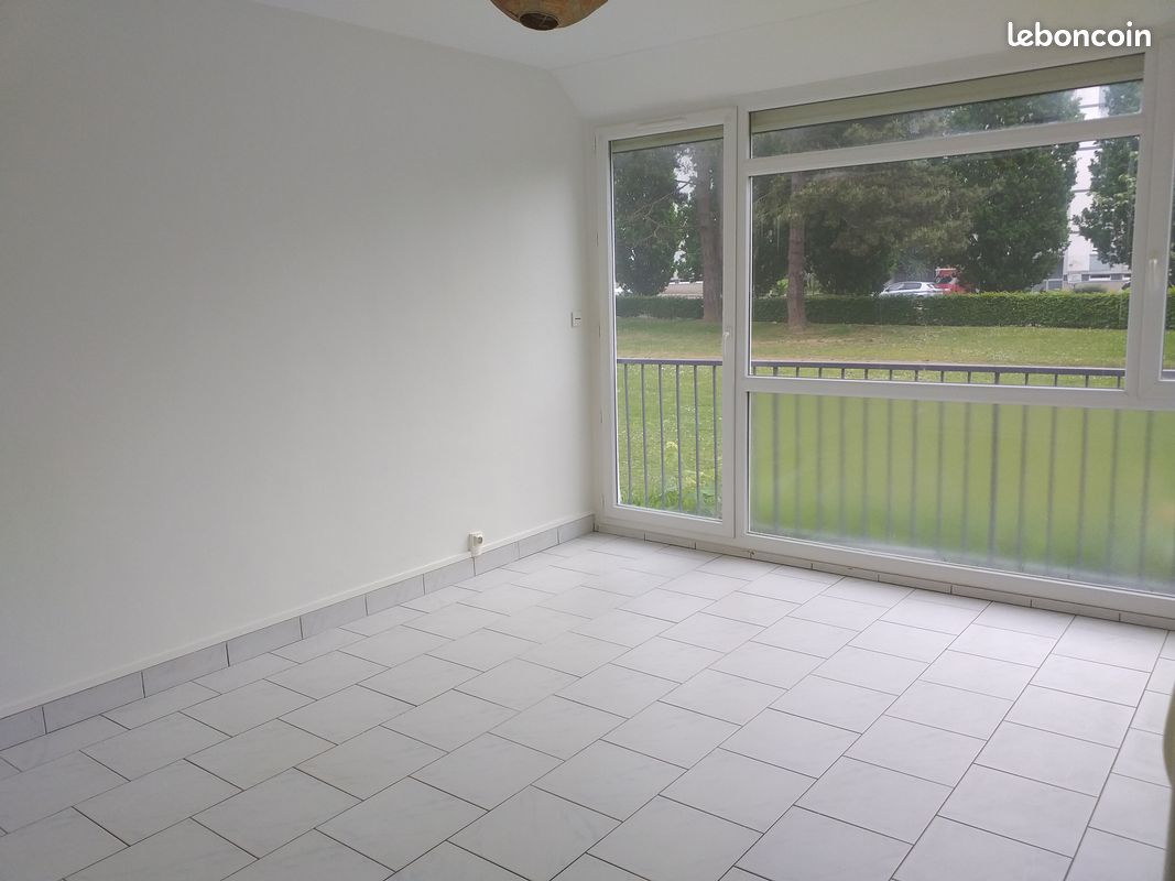Appartement 3 pièce(s) 59 m²à louer Mont-saint-aignan