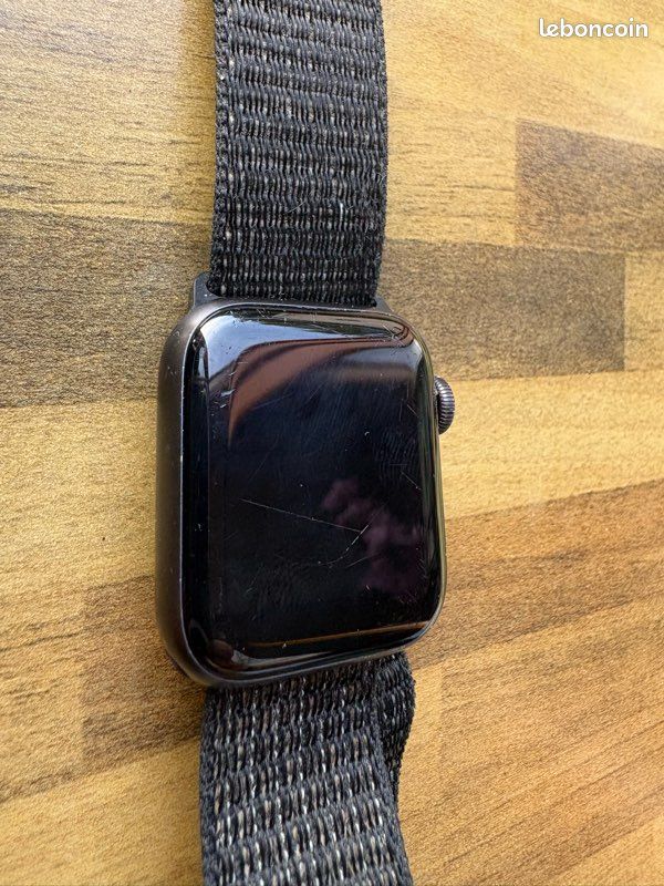Vend montre Apple Watch série 6 (image 2)