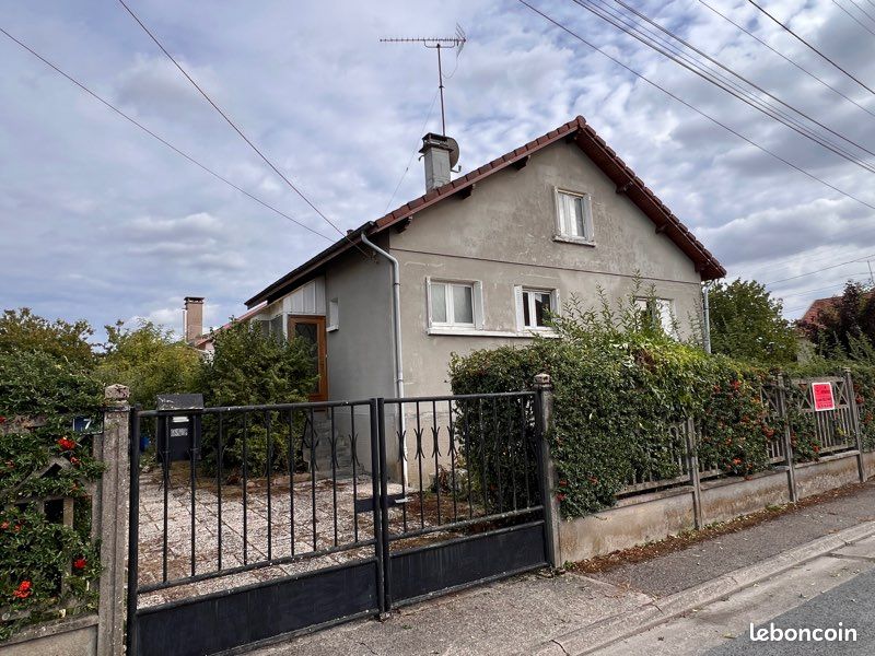 Maison 7 pièces 95 m² · à Vaucouleurs · 95 m² · 95 000 €