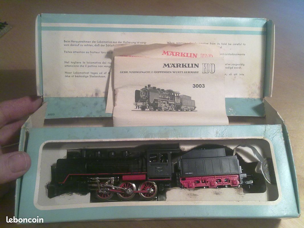 Märklin H0 - 3000/3003 - Locomotive à vapeur avec wagon