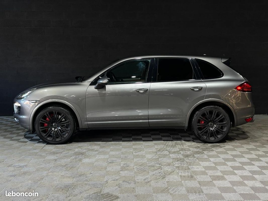 PORSCHE CAYENNE Turbo 4,8i V8 ? 500 ch ? 4 sièges chauffants ? Toit ouvrant (image 5)