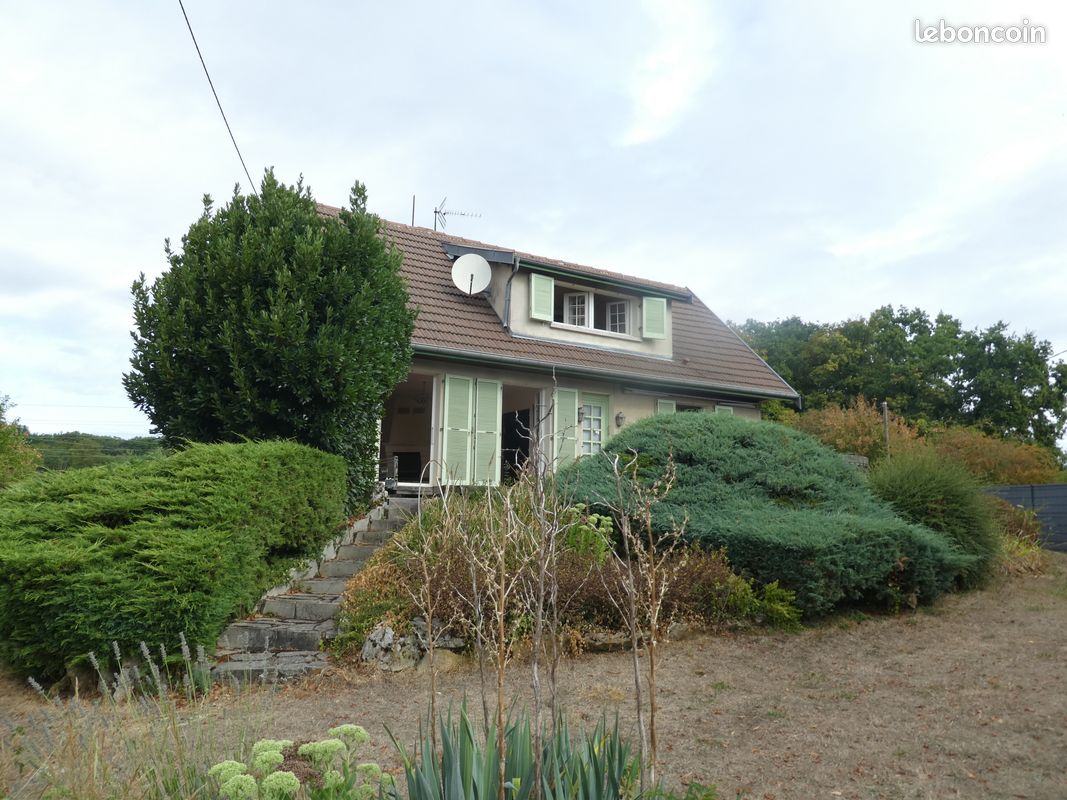 Maison 7 pièces 129 m² · à Pouilley-Français · 129 m² · 250 000 €