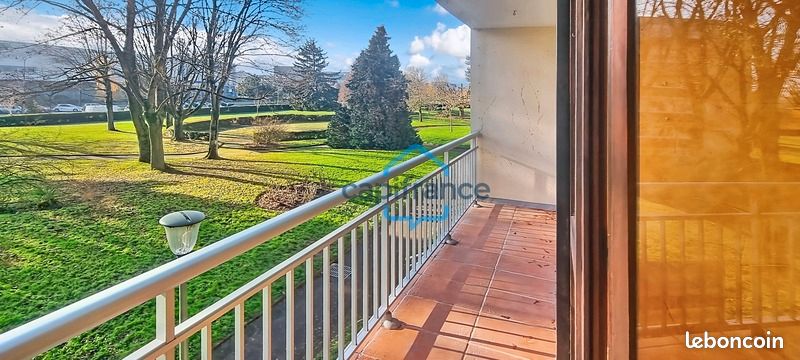 Appartement 4 pièces 75 m² · à Vélizy-Villacoublay · 75 m² · 299 000 €