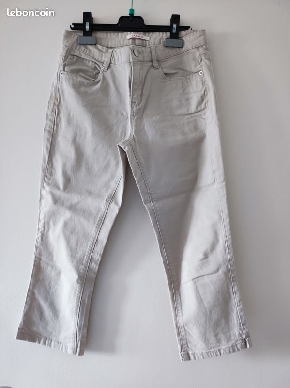 Pantacourt En Jeans Femme D'occasion - Taille 36/38 - Coupe Corsaire - Bleu - Très Bon état