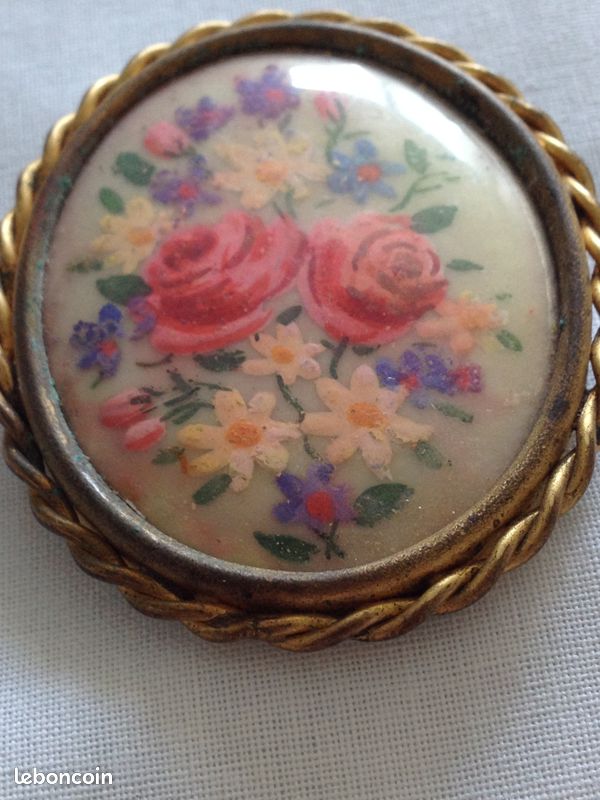 Broche Fantaisie Ancienne N°2 - Support En Laiton Peint Noir - Occasion Vintage