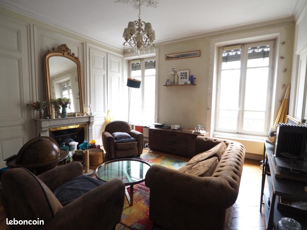 Appartement 3 pièces 97 m² · à Lyon · 97 m² · 1 290 €/mois