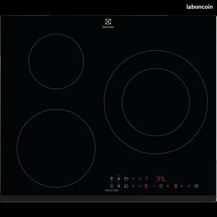 Plaque induction Electrolux 3 feux neuve (image 1)