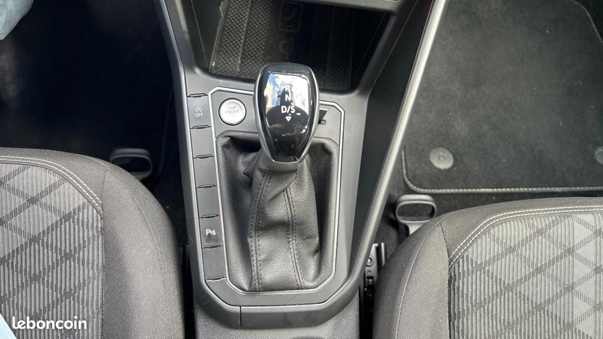 Volkswagen Taigo 1.0 TSI 110 DSG-7 R-Line / Digital Cockpit et caméra de recul (image 23)