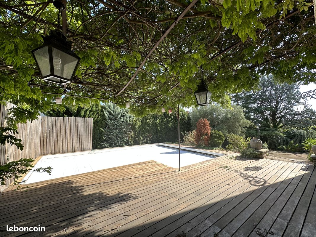 Appartement 3 pièces 99 m² · à Carcassonne · 99 m² · 1 200 €/mois