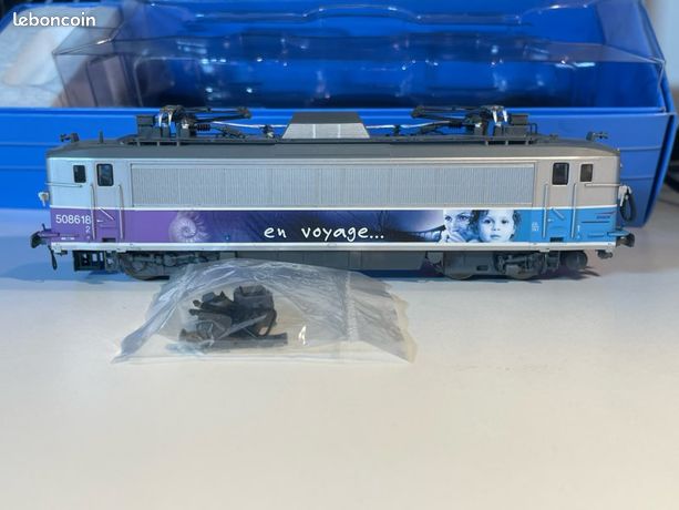 JOUEF : LOCOMOTIVE électrique BB 17029 SNCF réf. 8354 EUR 90,00