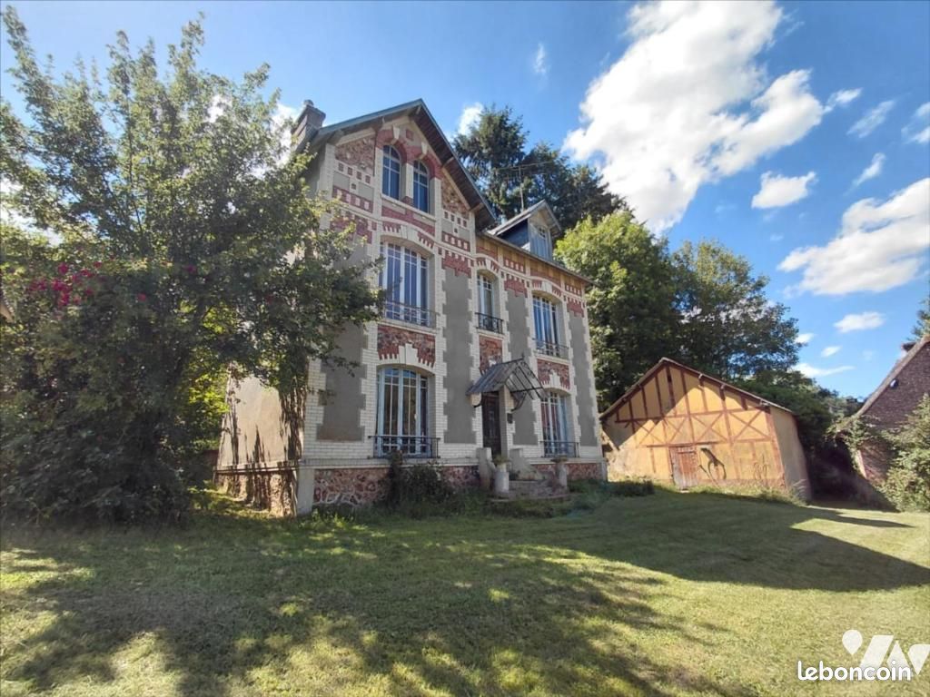 Maison 6 pièces 116 m² · à Notre-Dame-du-Hamel · 116 m² · 95 000 €