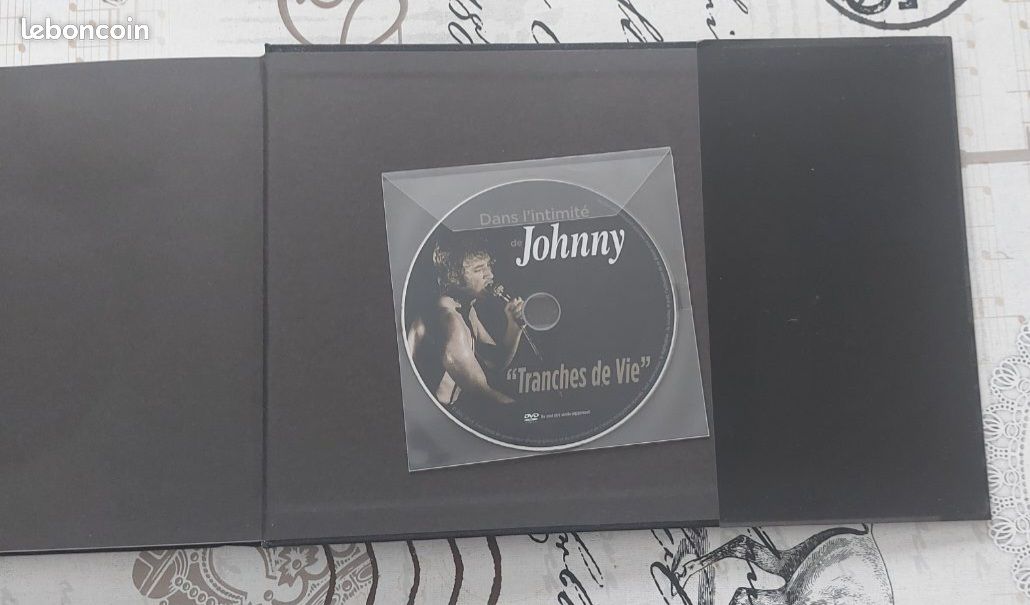 Livre Dans l'intimité de Johnny (image 8)