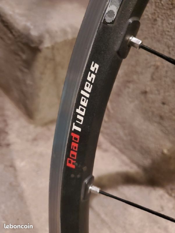 Paire des roues Ultegra 6700 (image 4)