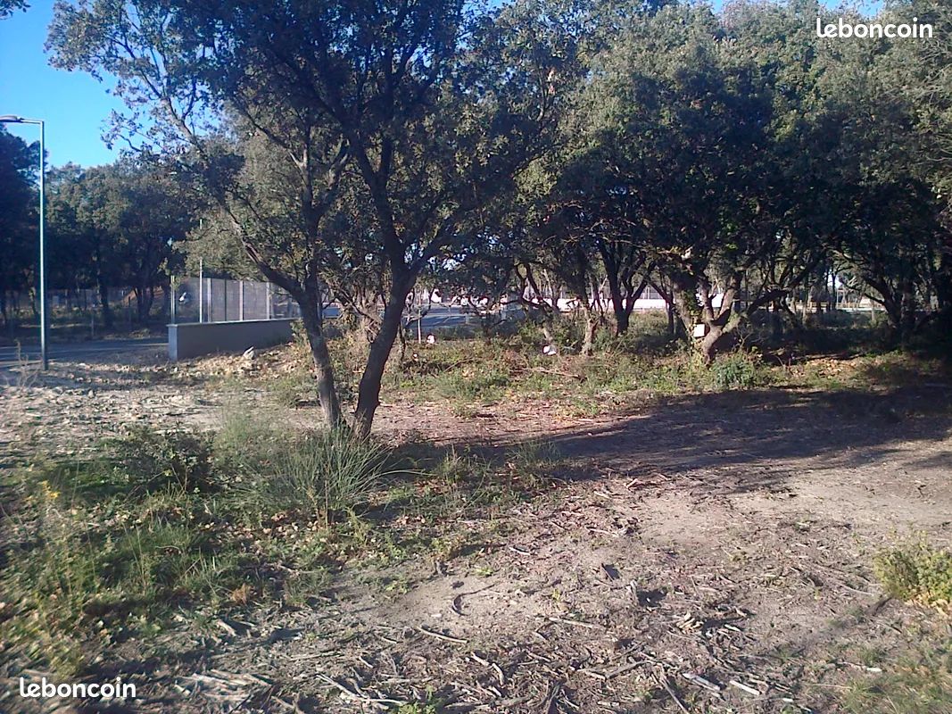 Terrain Rochefort du Gard · à Rochefort-du-Gard · 125 000 €
