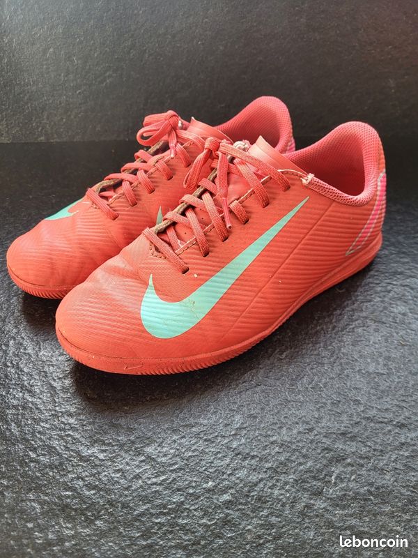 Chaussures basket sport en salle Chaussures