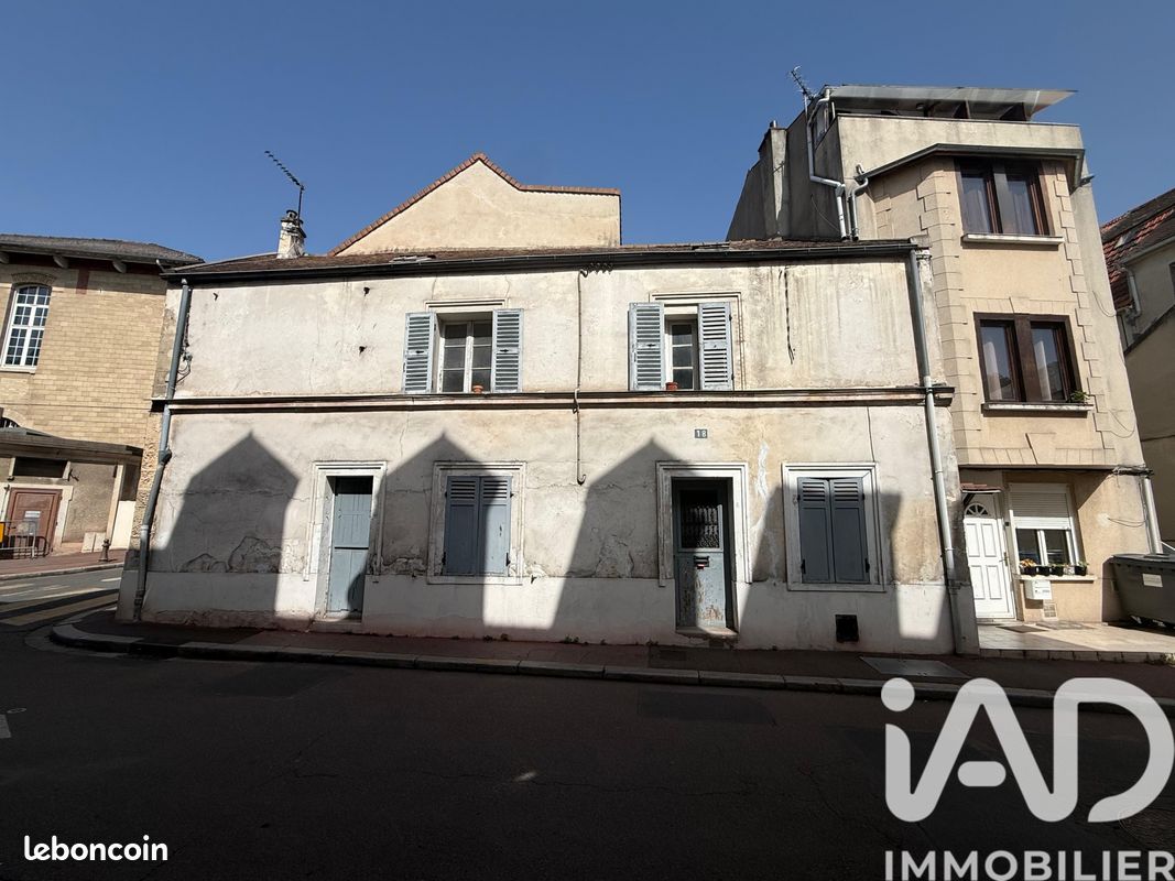 Maison 10 pièces 100 m² · à Maisons-Laffitte · 100 m² · 499 000 €