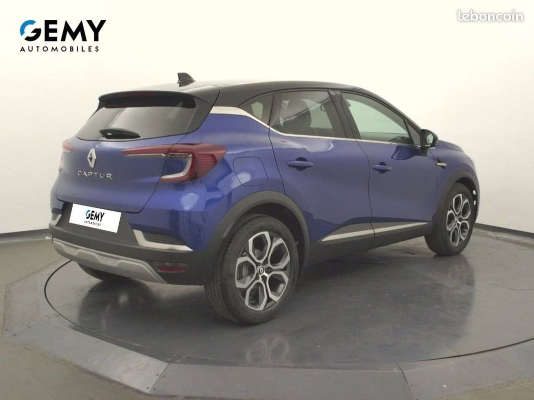 RENAULT Captur mild hybrid 160 EDC Techno (image 18)