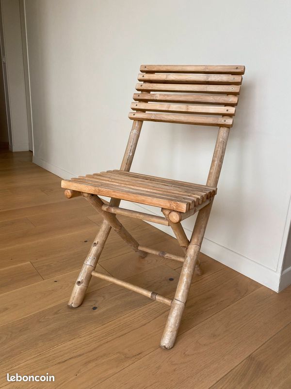 Deux Chaises extérieures en bois Bambou (image 1)