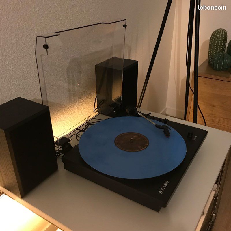 Platine vinyle avec enceintes (image 1)