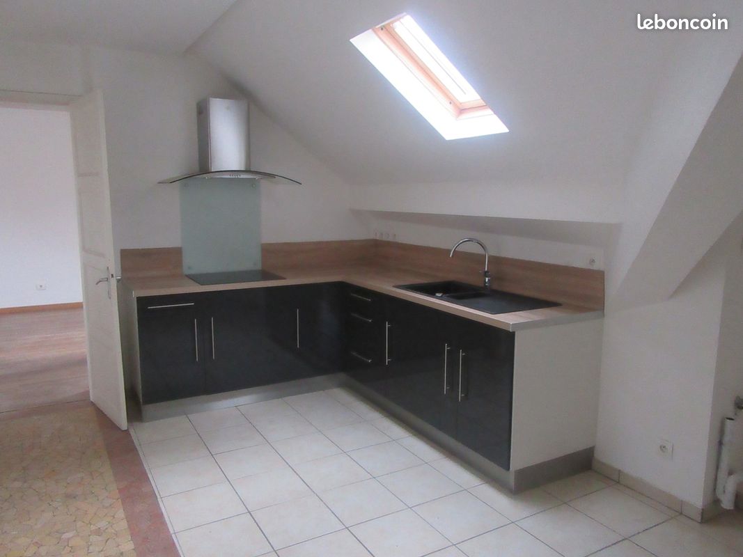 Appartement 2 pièces 52 m² · à La Charité-sur-Loire · 52 m² · 475 €/mois