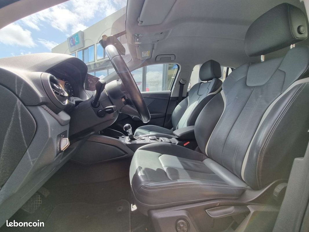 AUDI Q2 1.4 TFSI COD 150 ch S tronic 7 Design Luxe / 1ÈRE MAIN / VIRTUAL COCKPIT / CAMÉRA (image 9)