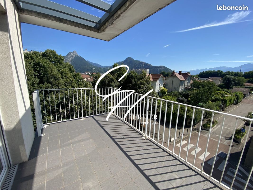 Appartement 3 pièces 61 m² · à Seyssinet-Pariset · 61 m² · 1 036 €