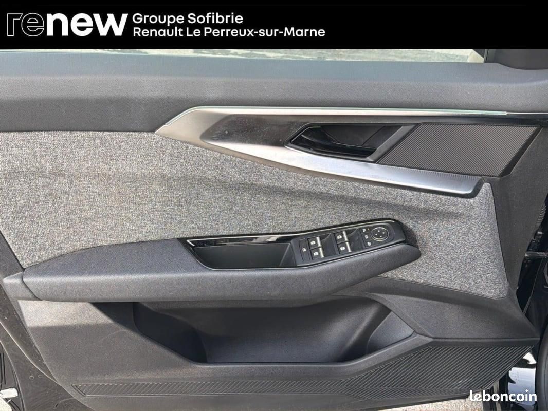 Renault Espace VI full hybrid E-Tech 200 ch 7pl Techno (image 16)