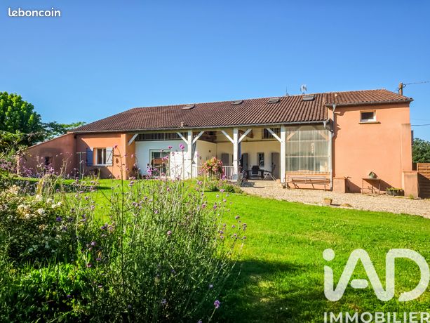 Propriété 8 pièces 340 m²