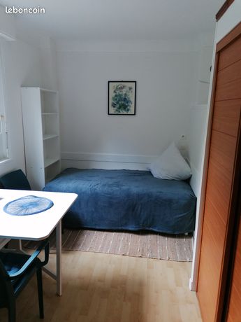 Studio meublé à louer
