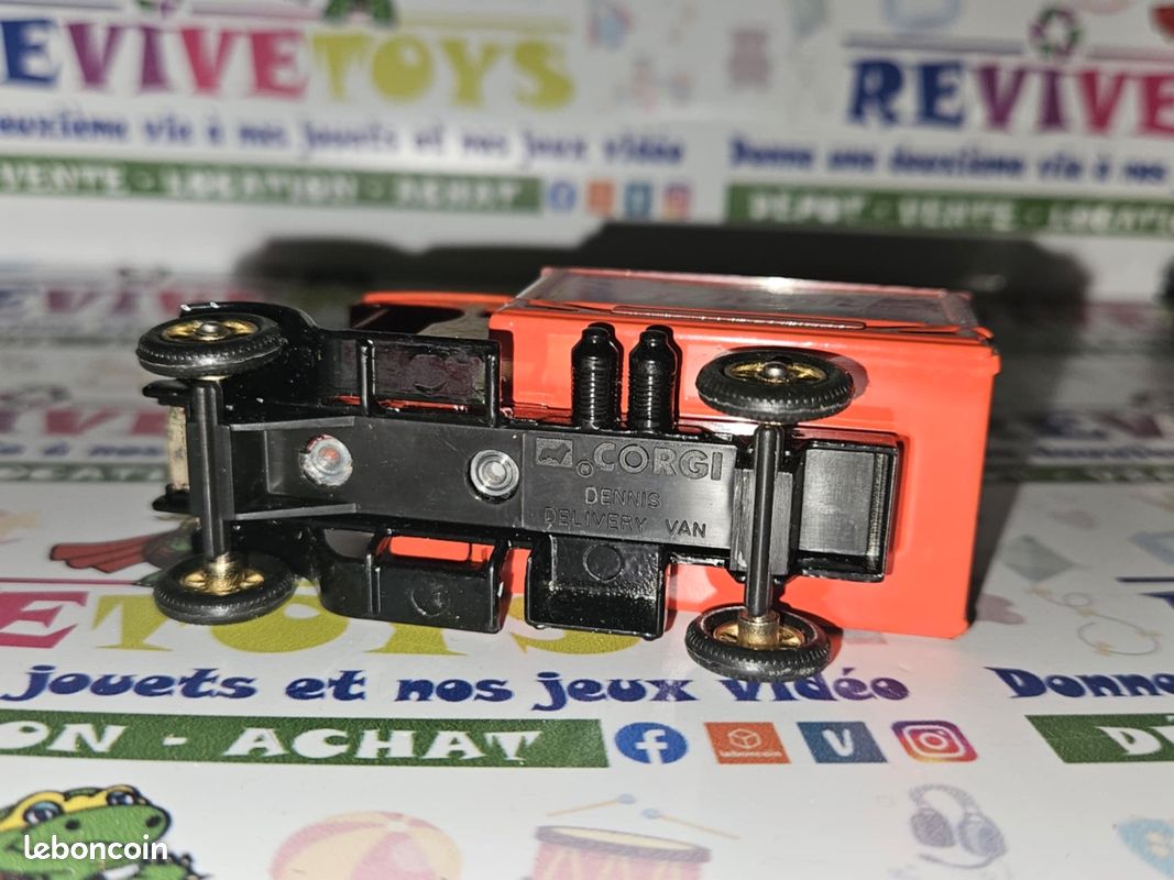 R13940 voiture corgi Dennis delivery van 1/43 (image 2)
