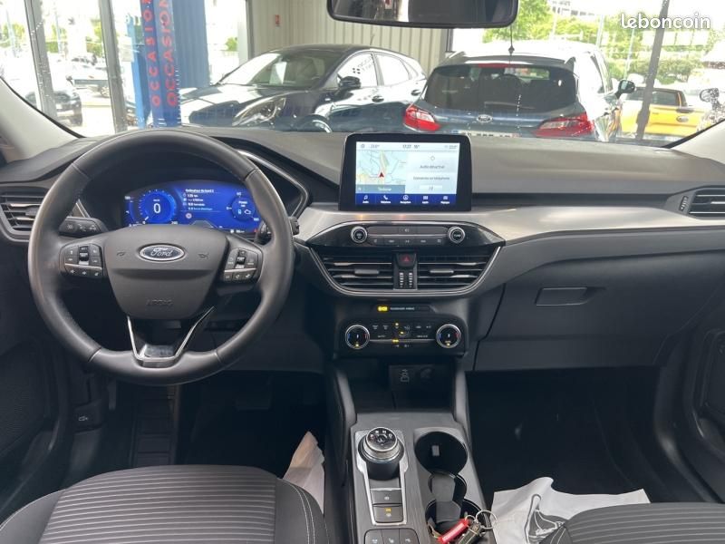 Ford Kuga 2.5 Duratec 190ch FHEV Titanium BVA i-AWD (image 3)
