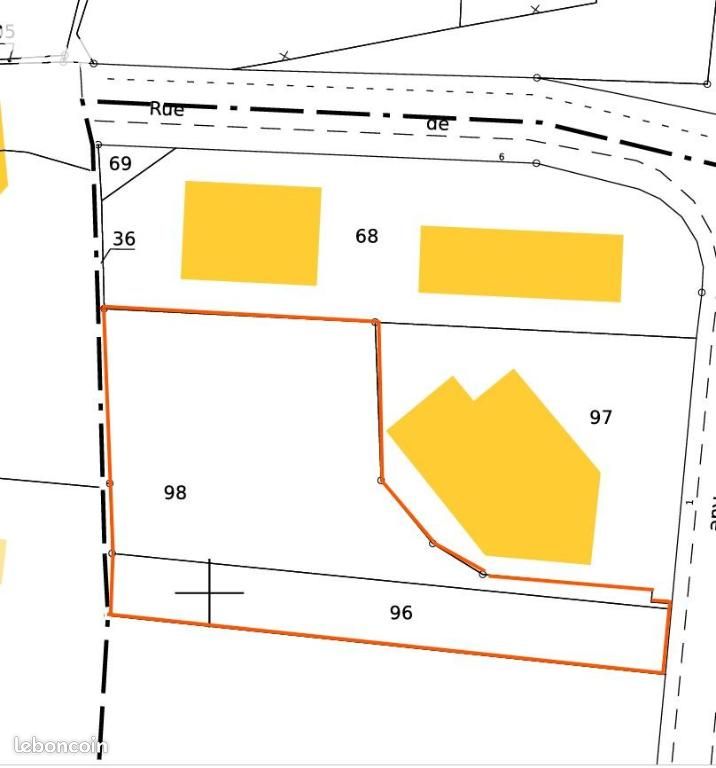 Terrain 2481 m² · à Sablé-sur-Sarthe · 2 481 m² · 37 450 €