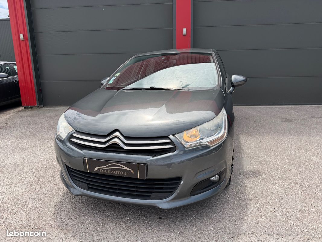 CITROEN C4 C4 HDi 90 Confort (image 3)