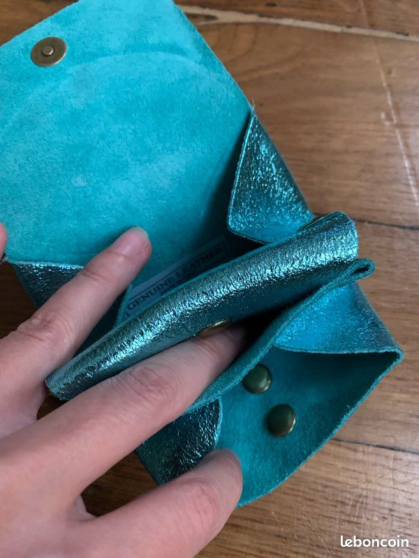 Porte-monnaie Turquoise Claire's - Neuf Avec étiquette, 14x11 Cm, Valeur 17€