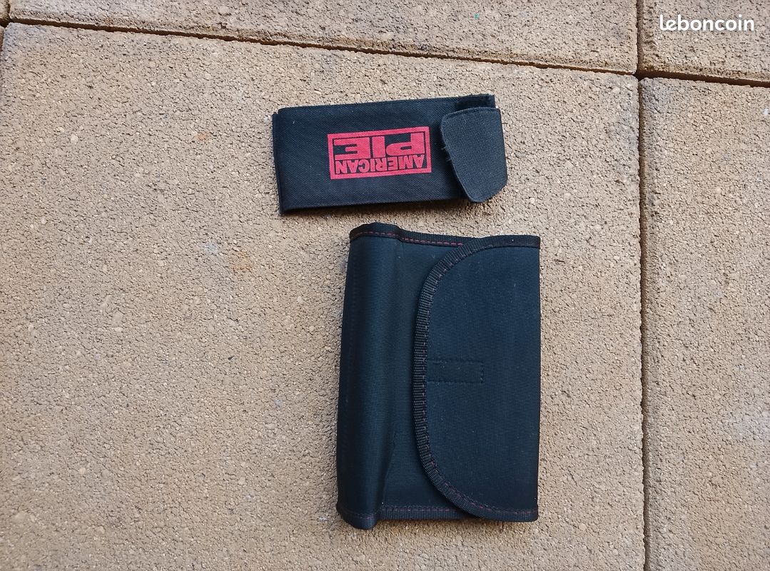 Lot de deux pochettes de ceinture (image 1)