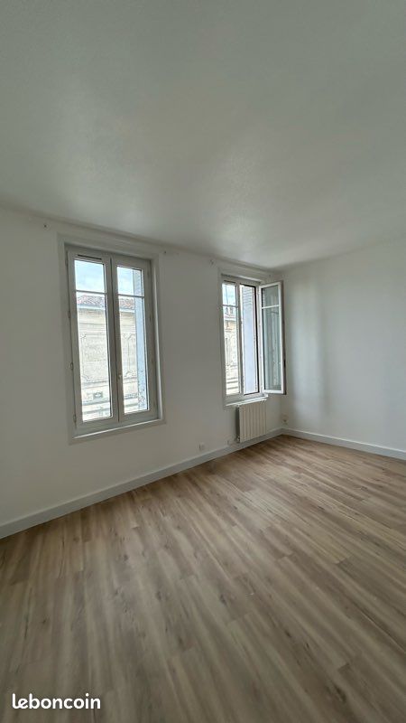 Appartement 1 pièce 26 m² · à Bègles · 26,3 m² · 644 €/mois